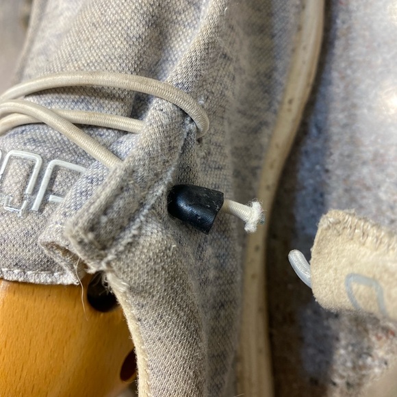 Unisex Hey Dudes Women’s size 8 / Men’s size 6 - Picture 2 of 5